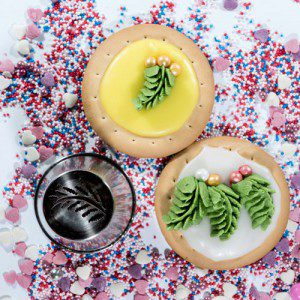 Sugar and Crumbs Nifty Nozzle -Fern XL-